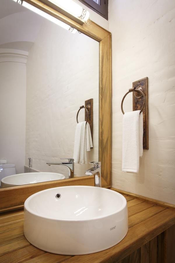 Thamel Villa Heritage Hotel Катманду Екстериор снимка