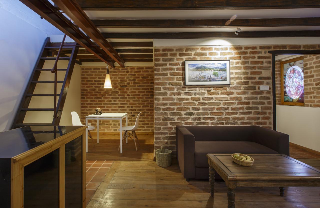 Thamel Villa Heritage Hotel Катманду Екстериор снимка